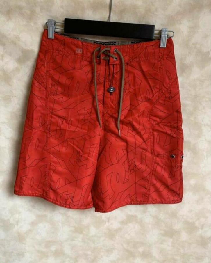 DC nieuwe rode zwemshort (Maat 28), Kleding | Heren, Badmode en Zwemkleding, Zwemshort, Maat 46 (S) of kleiner, Rood, Verzenden