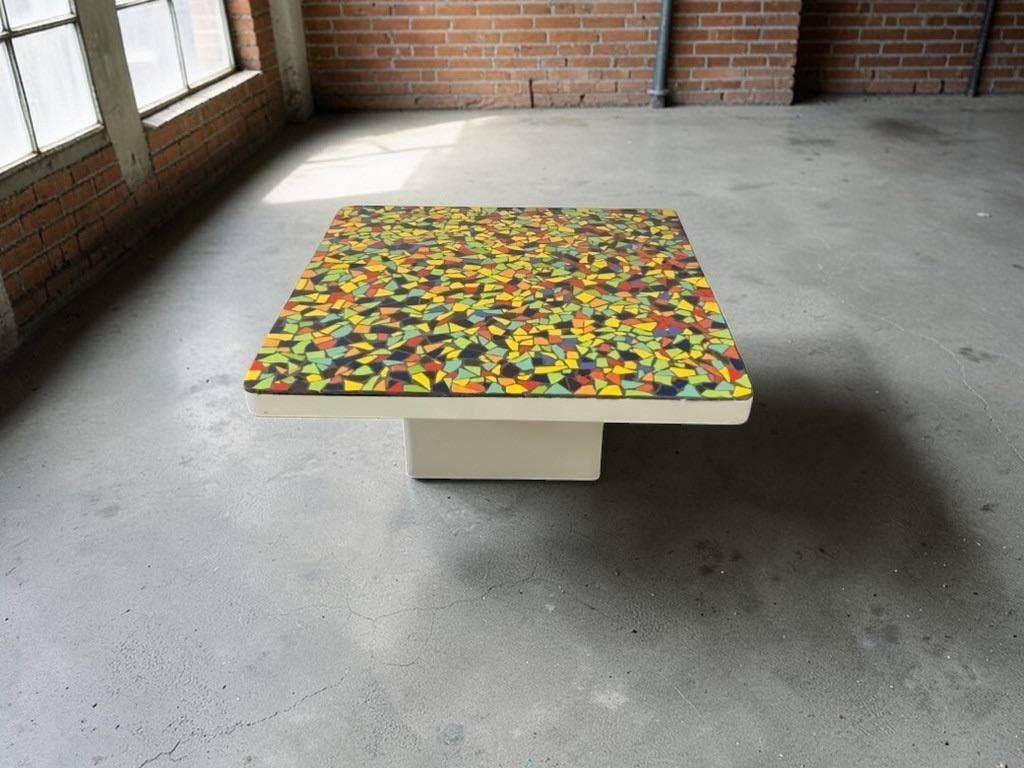 vintage keramieken gekleurde salontafel / coffee table, Ophalen
