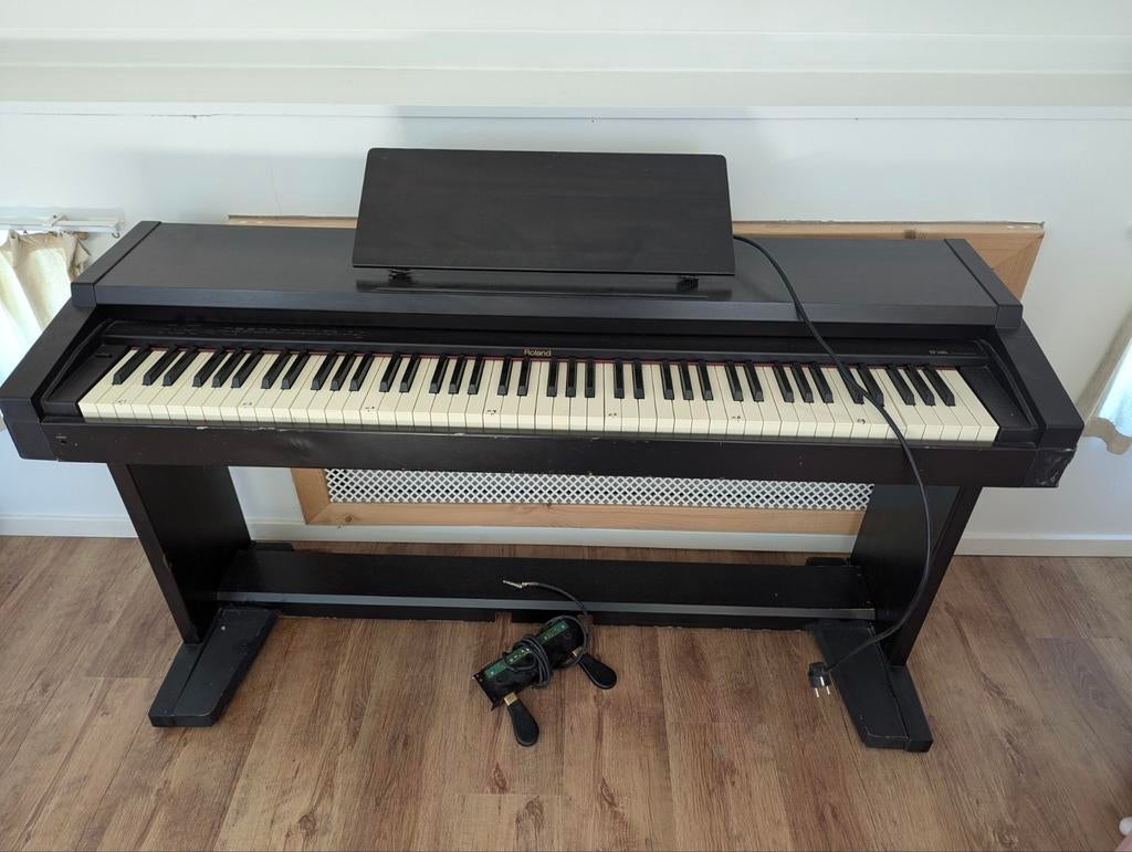 Roland HP 1600e Digitale Piano - Zwart, Muziek en Instrumenten, Ophalen, Gebruikt, Zwart, Digitaal