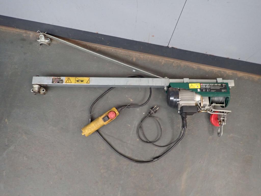 Elektrische Takel / Lier + zwenkarm 250 kg, Doe-het-zelf en Verbouw, Lieren en Takels, Niet ingevuld, Gebruikt, Niet ingevuld