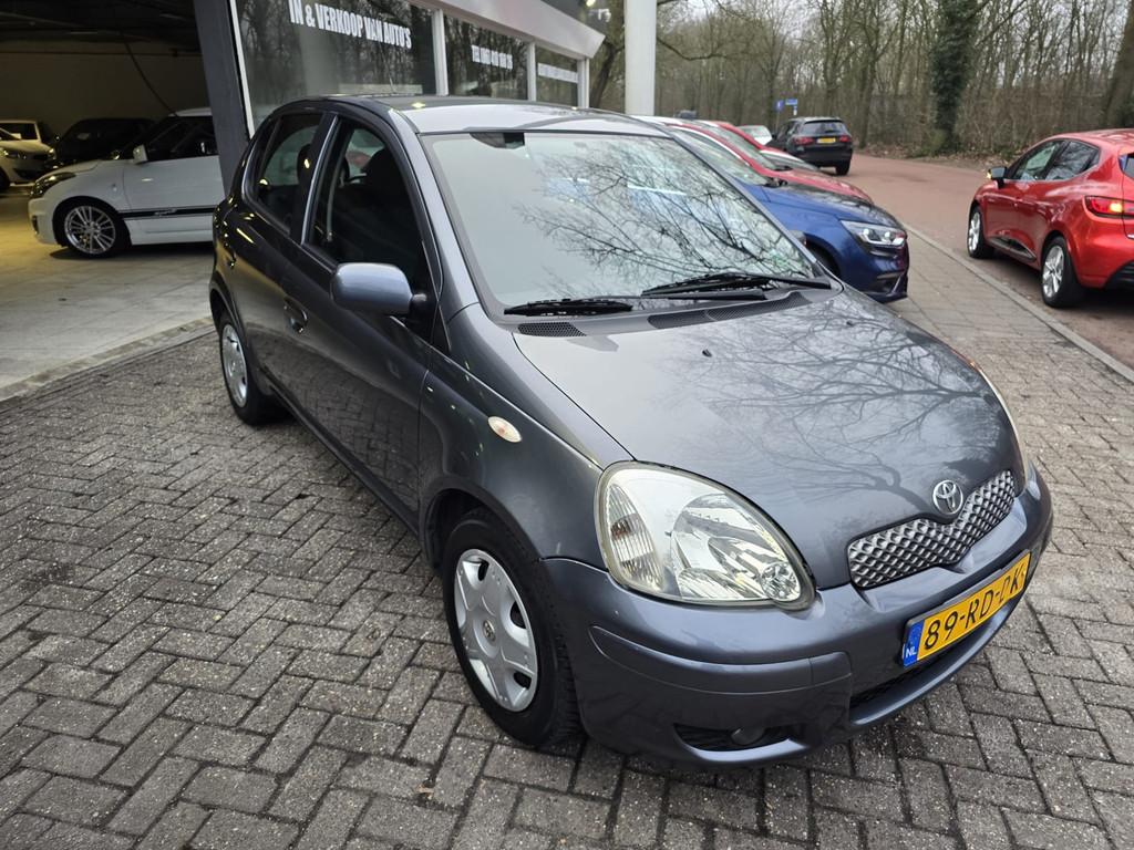 Toyota Yaris 1.3 VVT-i S-Line |2E EIGENAAR | 12MND GARANTIE, Auto's, Toyota, Voorwielaandrijving, Stof, Gebruikt, 4 cilinders