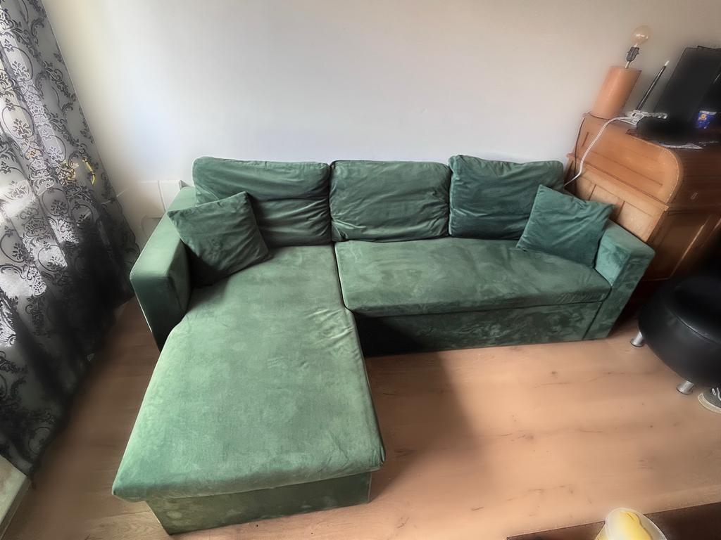 Groene velvet bank/slaapbank met opbergruimte, Huis en Inrichting, Slaapkamer | Slaapbanken, Ophalen, Gebruikt, Tweepersoons, Overige maten
