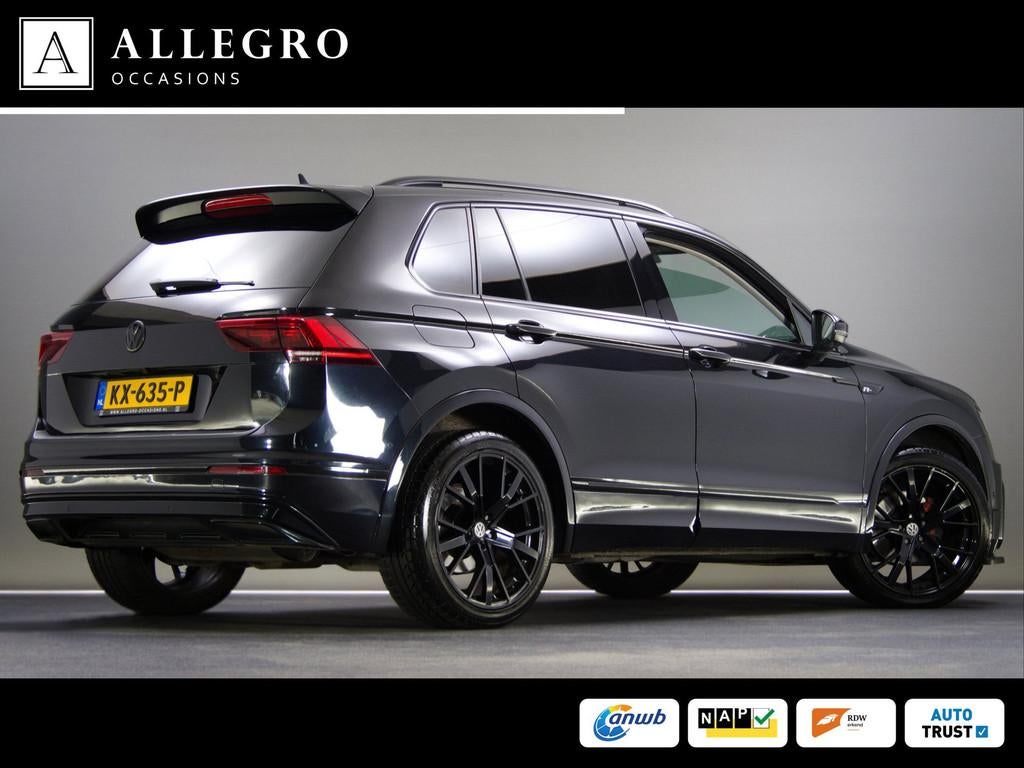Volkswagen Tiguan 1.4 TSI ACT Connected Series R-Line (APPLE, 4 cilinders, 150 pk, Zwart, SUV of Terreinwagen