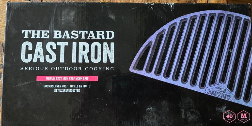 The Bastard Cast Iron Halve Maan Grill Rooster Medium, Ophalen, Zo goed als nieuw, The Bastard