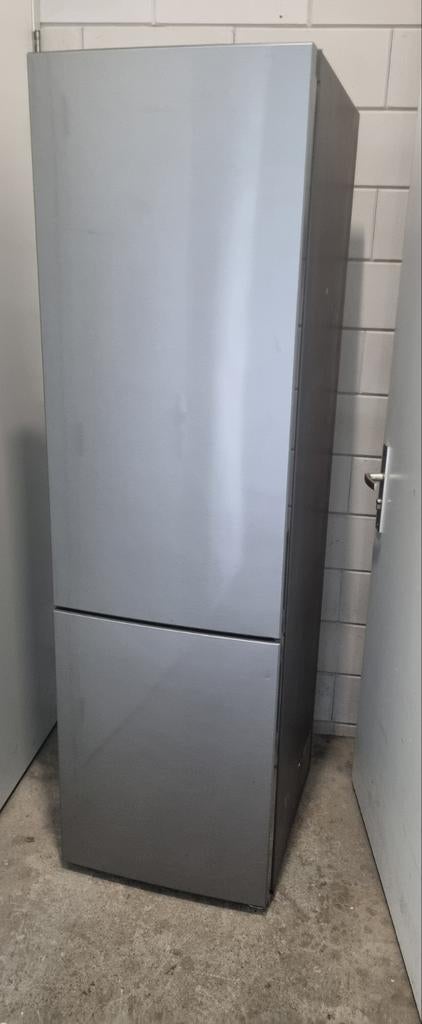 Samsung koelkast no frost, Witgoed en Apparatuur, Koelkasten en IJskasten, Ophalen, 200 liter of meer, Met aparte vriezer, 160 cm of meer