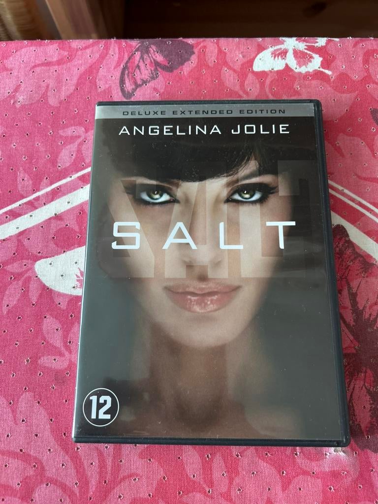 Salt, Alle leeftijden, Ophalen of Verzenden, Zo goed als nieuw