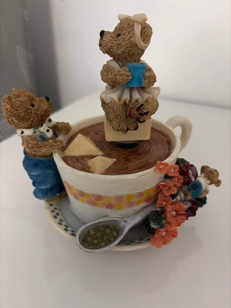 Speeldoos met 2 beertjes en muziek, Ophalen of Verzenden, Gebruikt, Dier