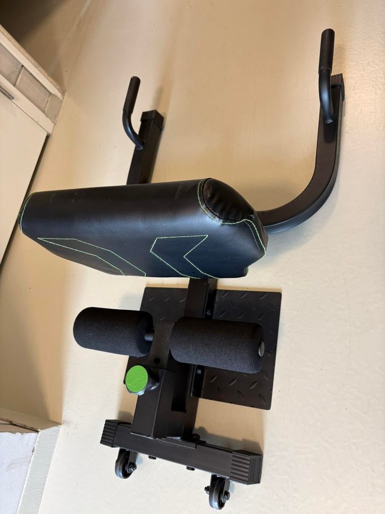 Tunturi sissy squat station, Ophalen, Buik, Krachtstation, Zo goed als nieuw