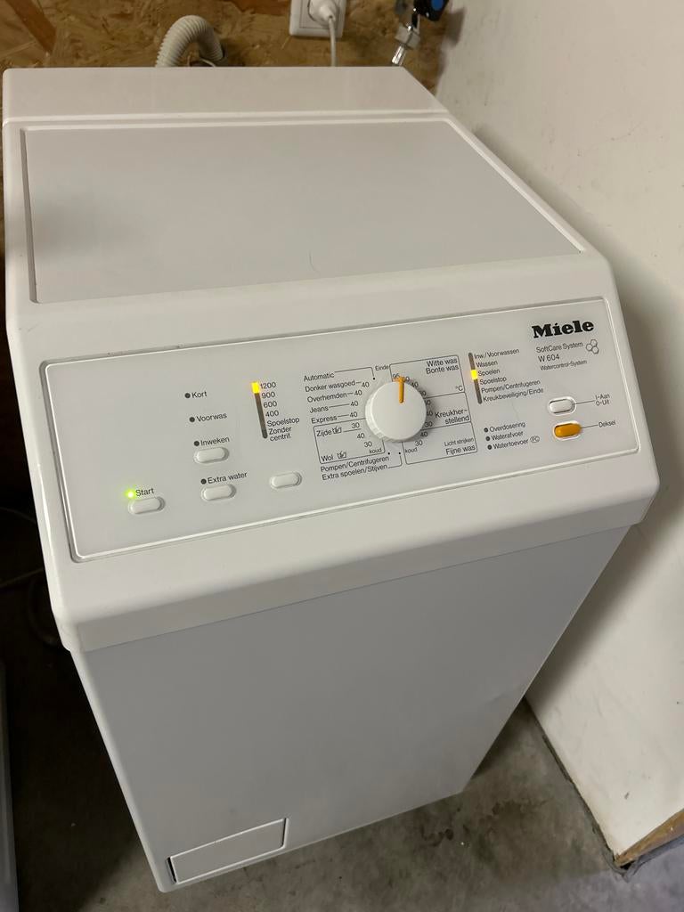 Miele W 604 Bovenlader wasmachine, Witgoed en Apparatuur, Wasmachines, 6 tot 8 kg, Minder dan 1200 toeren, Q, Refurbished