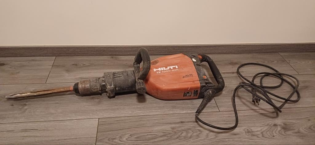 HILTI BREEKHAMER- TE 1000-AVR, Doe-het-zelf en Verbouw, Gereedschap | Slijpmachines, Ophalen, Gebruikt, 1000 watt of meer, Haakse handslijpmachine