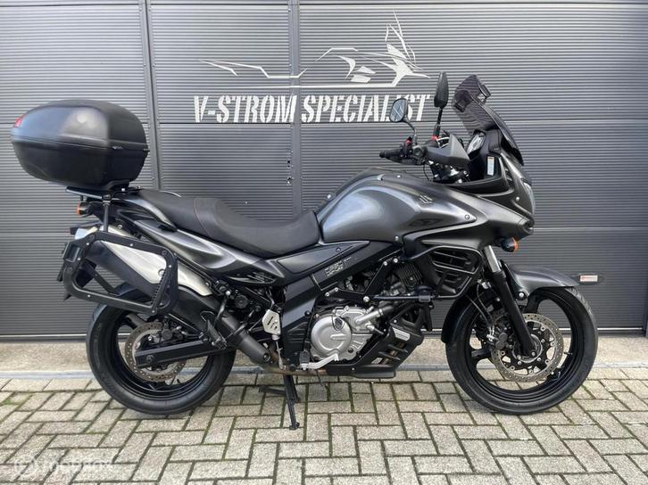 Suzuki V-Strom DL 650 ABS Grey Rhino Bomvol & 23.000 km!, Motoren, Motoren | Suzuki, Bedrijf, Toermotor, meer dan 35 kW, ABS