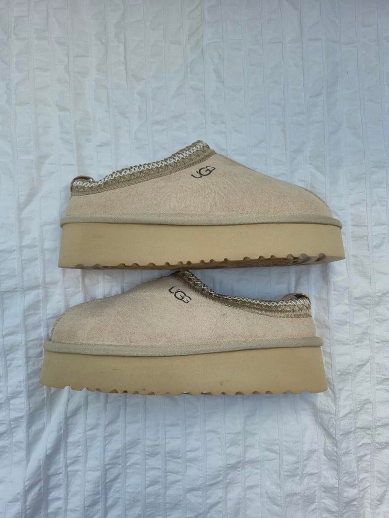 Uggs schoenen met plateauzool / pantoffels maat 37, UGG, Verzenden