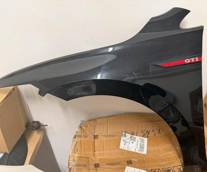 Vw golf 8 orginele voor scherm spatbord links gti R-Line, Auto-onderdelen, Carrosserie en Plaatwerk, Spatbord, Volkswagen, Ophalen