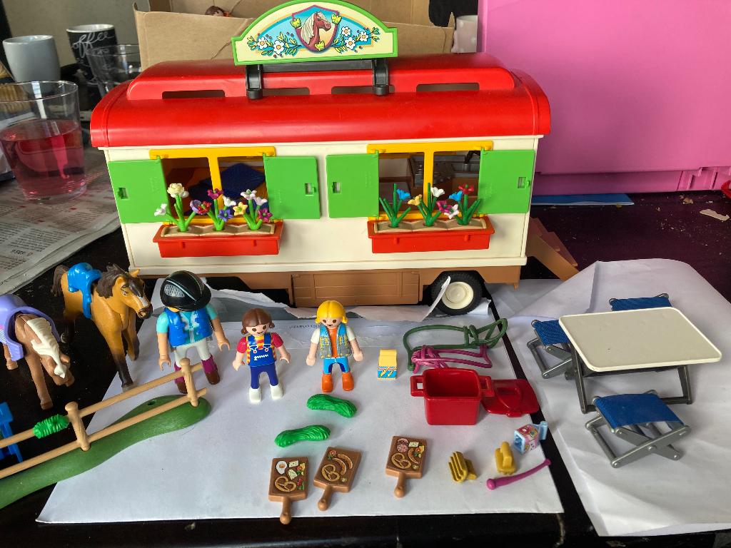 Playmobil ponykamp met overnachting wagen, Ophalen of Verzenden, Gebruikt
