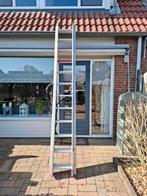 Altrex rechte reformladder, Doe-het-zelf en Verbouw, Ladders en Trappen, Ophalen