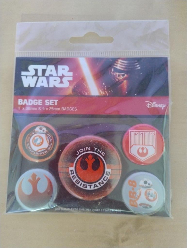 Star Wars Badge Set - The Force Awakens, Ophalen of Verzenden, Nieuw, Gebruiksvoorwerp