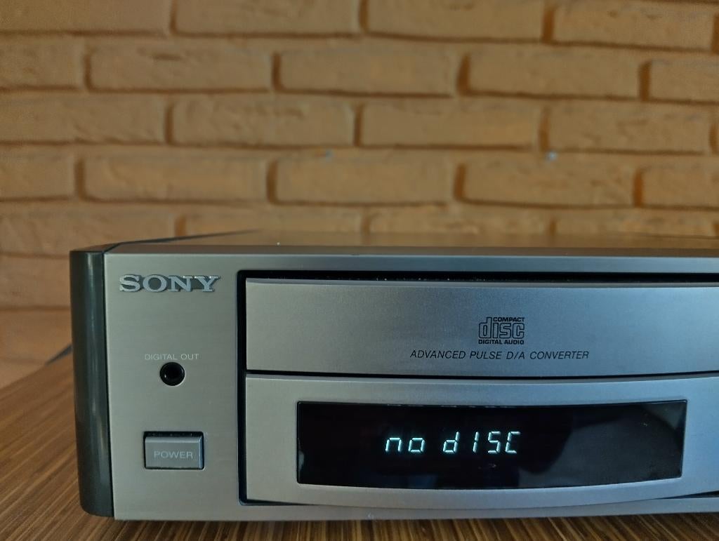 CD speler Sony CDP-S1, Gebruikt, Sony benelux, Ophalen of Verzenden, Sony