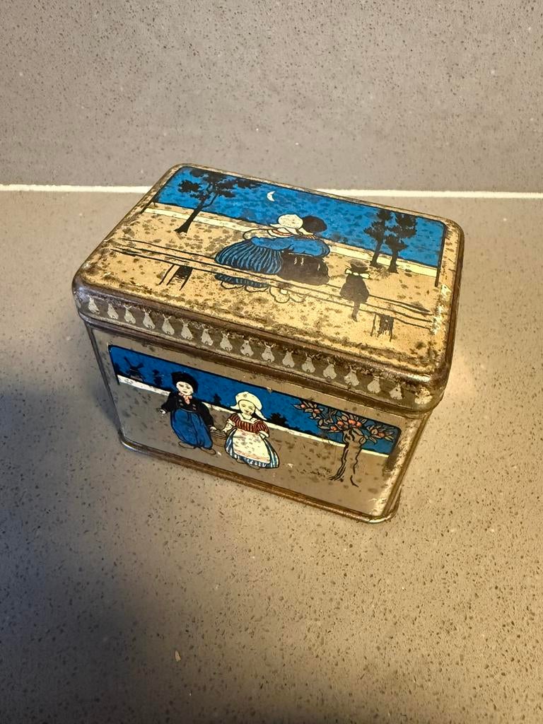 Klederdracht blikje, Ophalen of Verzenden, Gebruikt