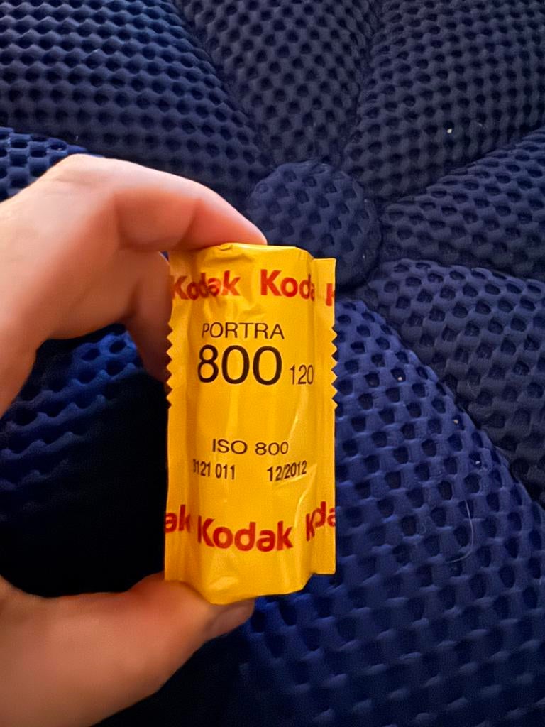 Filmrol - 120 mm film - iso 800, Audio, Tv en Foto, Filmrollen, Ophalen of Verzenden, 35mm film