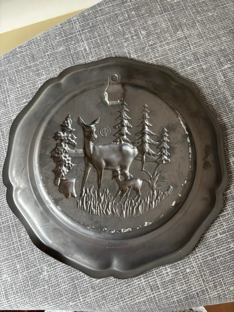 Tinnen bord met hert en kalf, Ophalen of Verzenden