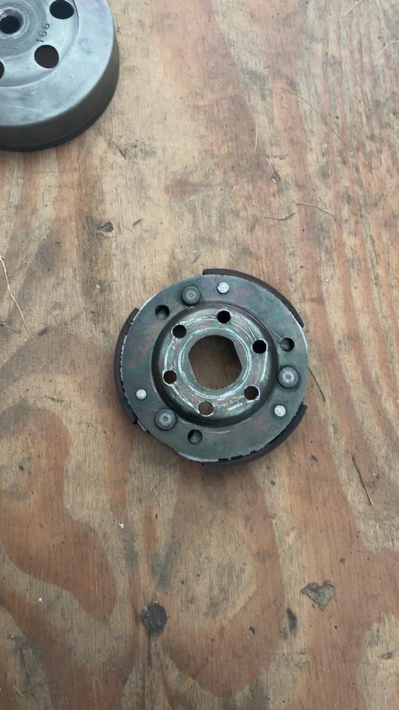 Piaggio overbrenging en Peugeot vivacity vliegwielen, Fietsen en Brommers, Brommeronderdelen | Scooters, Gebruikt, Piaggio, Overige typen