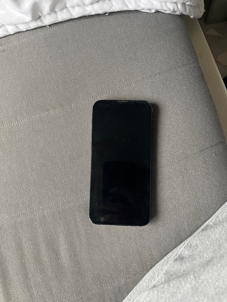 iPhone 13 Mini - Achterkant beschadigd, Zwart, Ophalen of Verzenden, Zonder simlock, Niet werkend