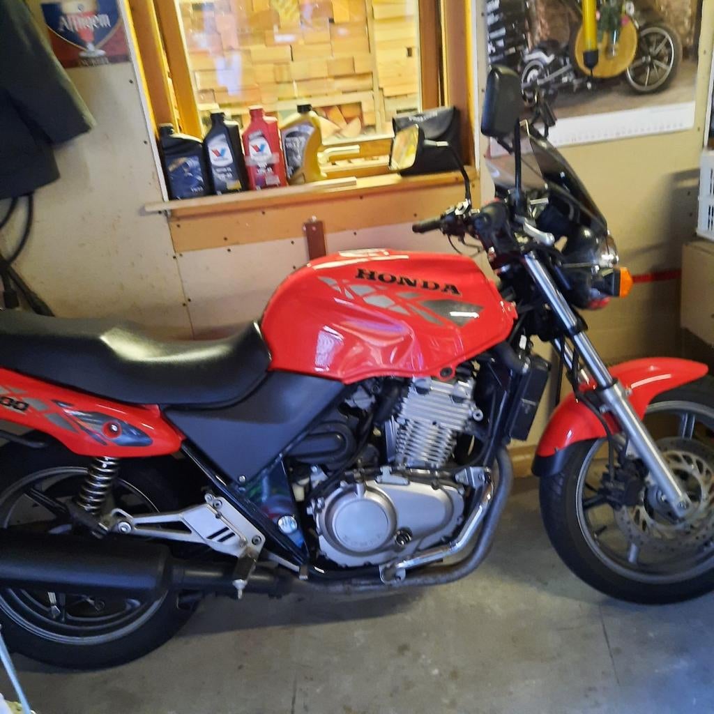 Honda CB 500 - Betrouwbare Naked Bike, Motoren, Motoren | Honda, 2 cilinders, Gebruikt, Meer dan 35 kW, Minimaal motorrijbewijs A2