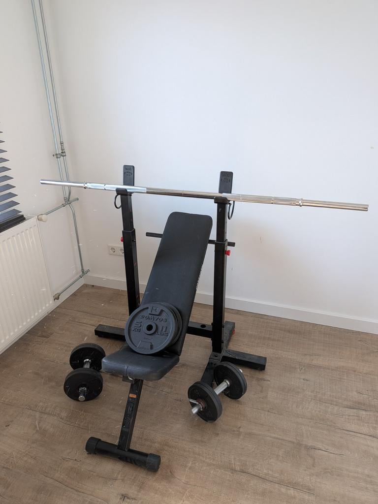 Corength Bench Press met gewichten (50KG) en halters, Ophalen, Zo goed als nieuw, Krachtstation