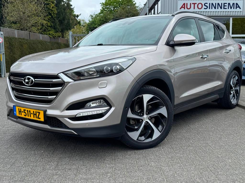 Hyundai Tucson 1.6 T-GDi Premium 4WD | Trekhaak | Panoramada, Gebruikt, 4 cilinders, Leder, Vierwielaandrijving