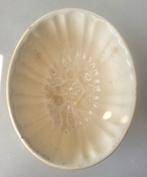 Retro/vintage keramiek ovale Puddingvorm met motief - geel, Ophalen of Verzenden, Huis en Inrichting