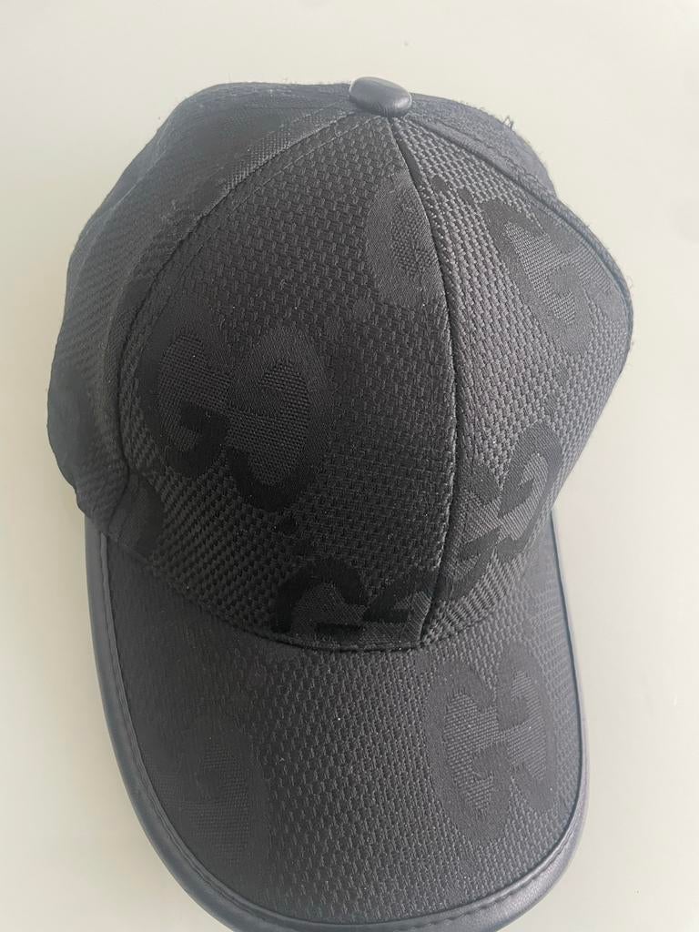 Zwarte Gucci Pet - Jumbo Logo - Nette Staat, Kleding | Heren, Hoeden en Petten, Ophalen of Verzenden, Zo goed als nieuw, One size fits all