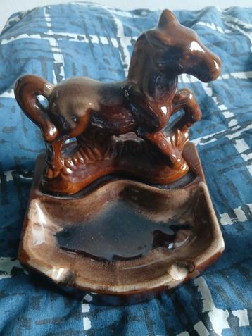 Vintage Asbak met Paard beschikbaar voor biedingen