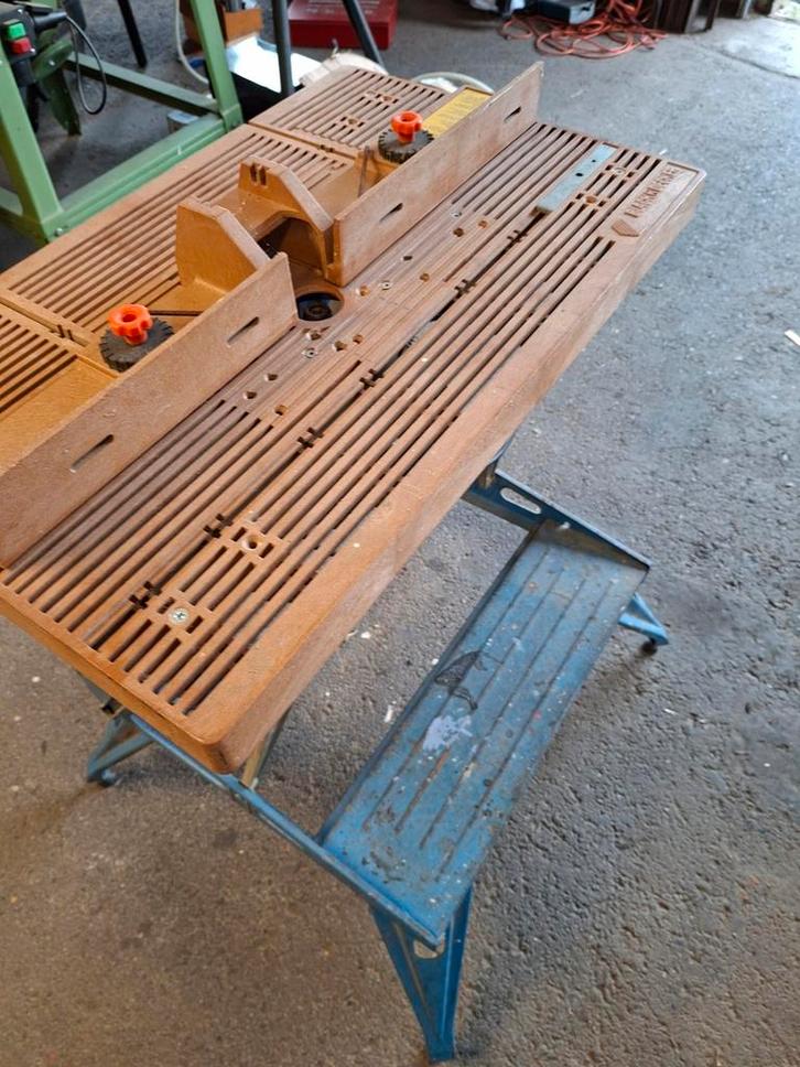 Black & Decker Onderstel + Craftsman Bovenfrees + Extra's, Doe-het-zelf en Verbouw, Gereedschap | Overige machines, Gebruikt, Ophalen