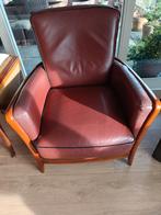 Engelse fauteuil, gelakt hout, leer, zwarte bies, Huis en Inrichting, Ophalen of Verzenden, 75 tot 100 cm, Hout, 50 tot 75 cm