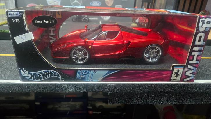 Ferrari Enzo Hot Wheels 1:18, Hobby en Vrije tijd, Modelauto's | 1:18, Ophalen of Verzenden