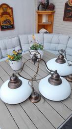 Twee hanglampen kamerlampen, Ophalen, Gebruikt, Glas, 50 tot 75 cm