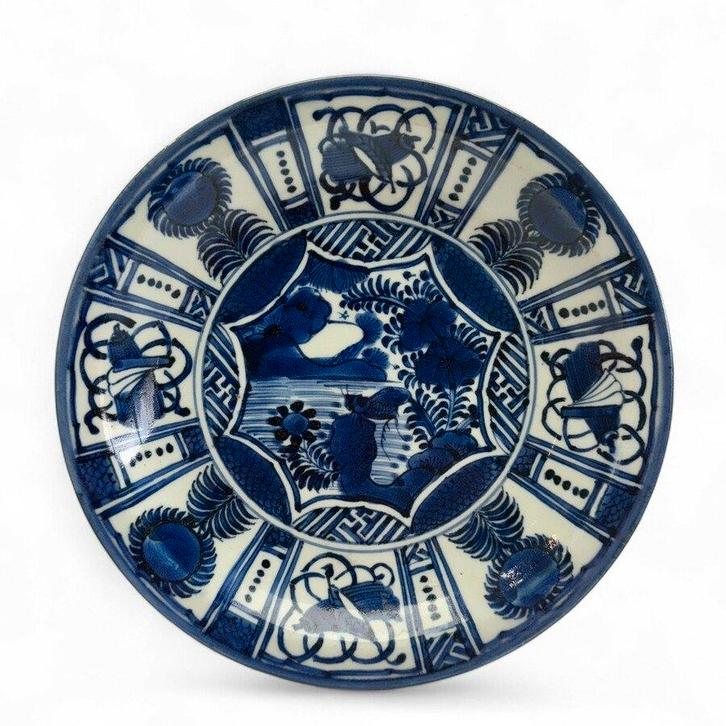 Japans Arita bordje in kraak stijl, ca. 1700, Antiek en Kunst, Antiek | Porselein, Ophalen of Verzenden