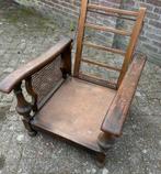 Antieke rookstoel van eikenhout, webbing beide zijkanten, Antiek en Kunst, Antiek | Meubels | Stoelen en Banken, Ophalen
