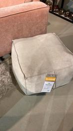 Suede poef, Huis en Inrichting, Ophalen, Vierkant, 50 tot 75 cm