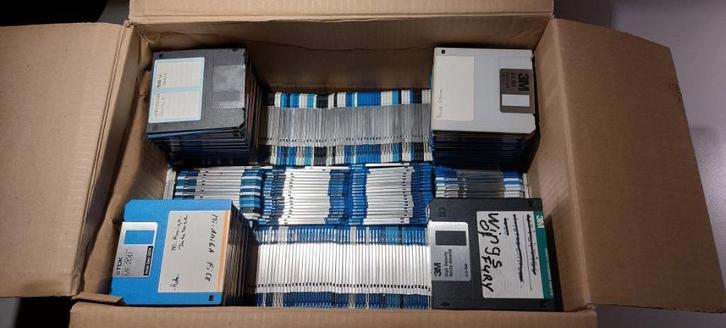 350 gebruikers diskettes voor Commodore Amiga, Computers en Software, Vintage Computers, Ophalen of Verzenden
