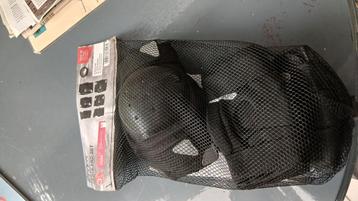 Skate padset  beschikbaar voor biedingen