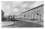 Soesterberg, Generaal Spoorlaan met oude auto. 1952, Verzamelen, Ophalen of Verzenden, 1940 tot 1960, Ongelopen, Utrecht