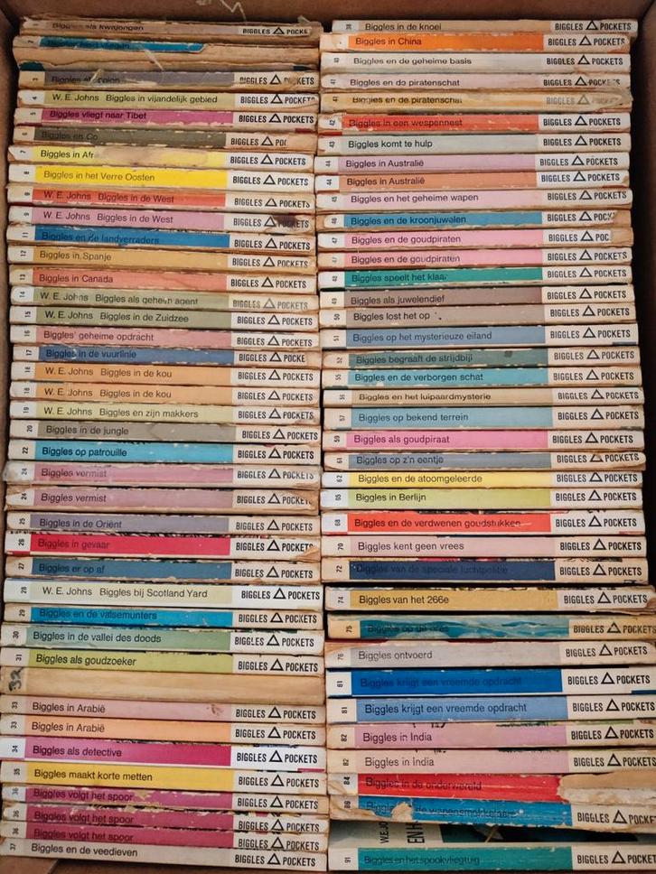Een verzameling Biggles Pocket Boeken, Boeken, Avontuur en Actie, Gelezen, Ophalen of Verzenden