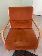 Oranje kleurige fauteuil van woood, Huis en Inrichting, Fauteuils, Ophalen, Gebruikt, 75 tot 100 cm