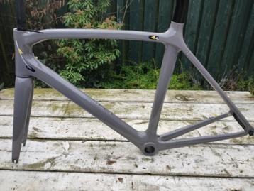 frameset full carbon nieuw raceframe racefiets fietsframe beschikbaar voor biedingen