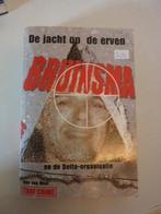 Bas van Hout - De jacht op de erven Bruinsma, Boeken, Ophalen of Verzenden, Zo goed als nieuw