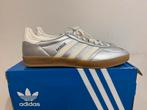 Te koop nieuwe Adidas Gazelle Indoor maat 44 2/3, Postlaan 3, Wit, Nieuw, Ophalen of Verzenden