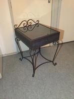Vitrine tafel, Huis en Inrichting, 50 tot 100 cm, Ophalen of Verzenden, Zo goed als nieuw, Metaal