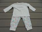 K194 Beige pyjama maat 62, Kinderen en Baby's, Nacht- of Onderkleding, Meisje, Ophalen of Verzenden, Zo goed als nieuw