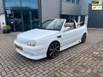 Volkswagen Golf Cabriolet 2.0 Trendline Boekjes N.A.P Nieuwe, Gebruikt, 4 cilinders, 4 stoelen, 116 pk